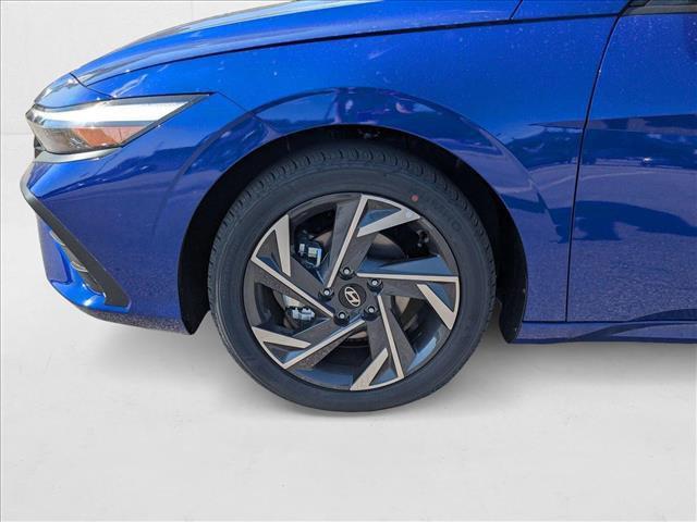 new 2025 Hyundai Elantra car, priced at $22,517