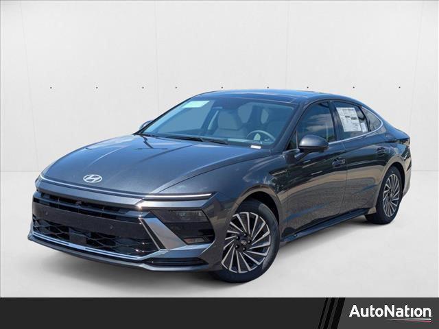 new 2025 Hyundai Sonata Hybrid car, priced at $38,635