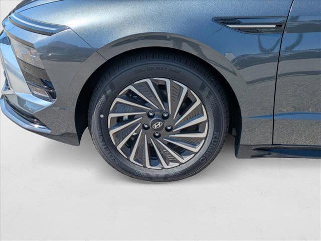 new 2025 Hyundai Sonata Hybrid car, priced at $30,656