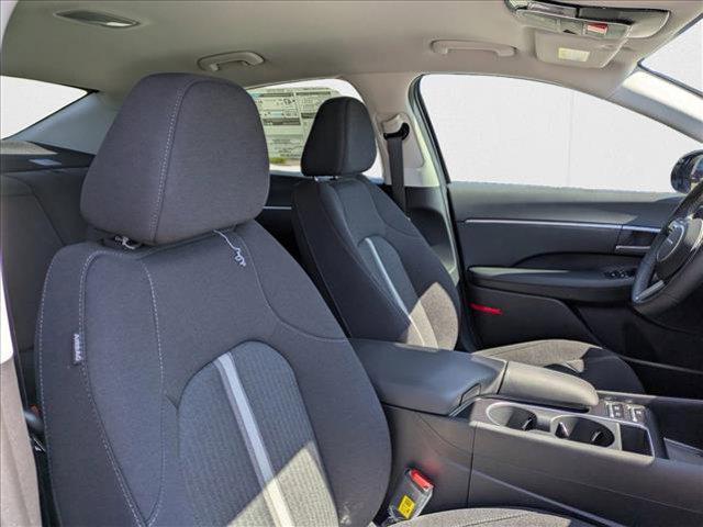 new 2025 Hyundai Sonata Hybrid car, priced at $30,656