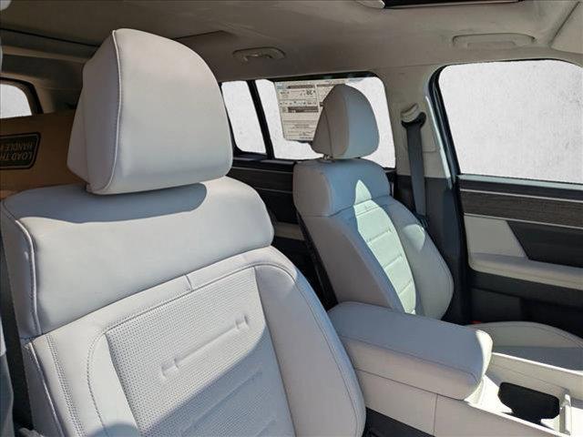 new 2026 Hyundai SANTA FE HEV car, priced at $49,752