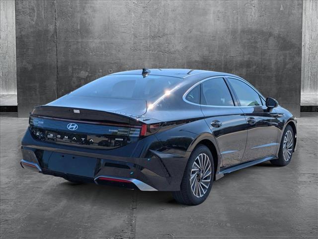 new 2025 Hyundai Sonata Hybrid car, priced at $33,070