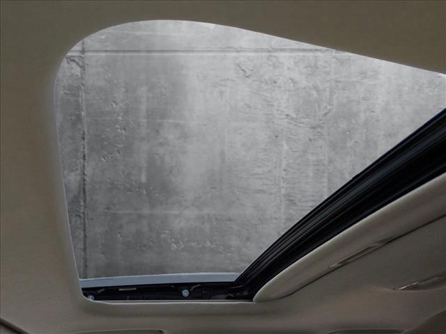 new 2025 Hyundai Venue car, priced at $24,335