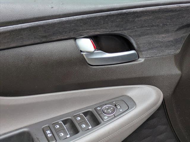 used 2020 Hyundai Santa Fe car, priced at $16,286