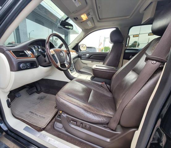 used 2011 Cadillac Escalade ESV car, priced at $11,499