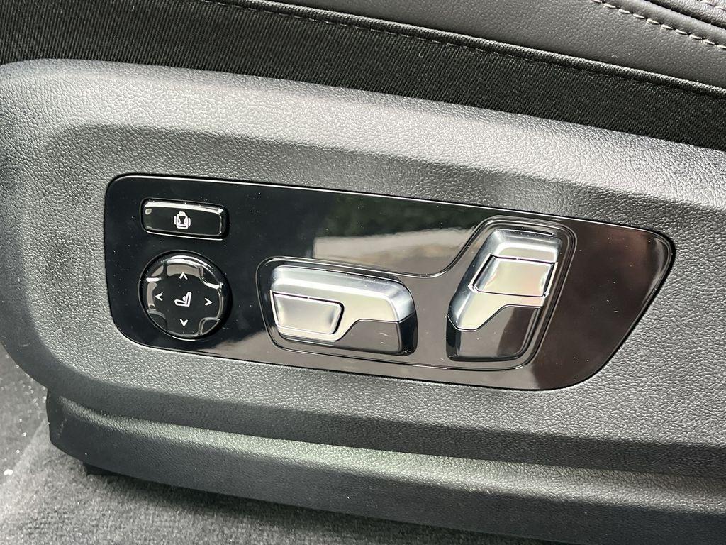 used 2026 BMW X6 car, priced at $88,925