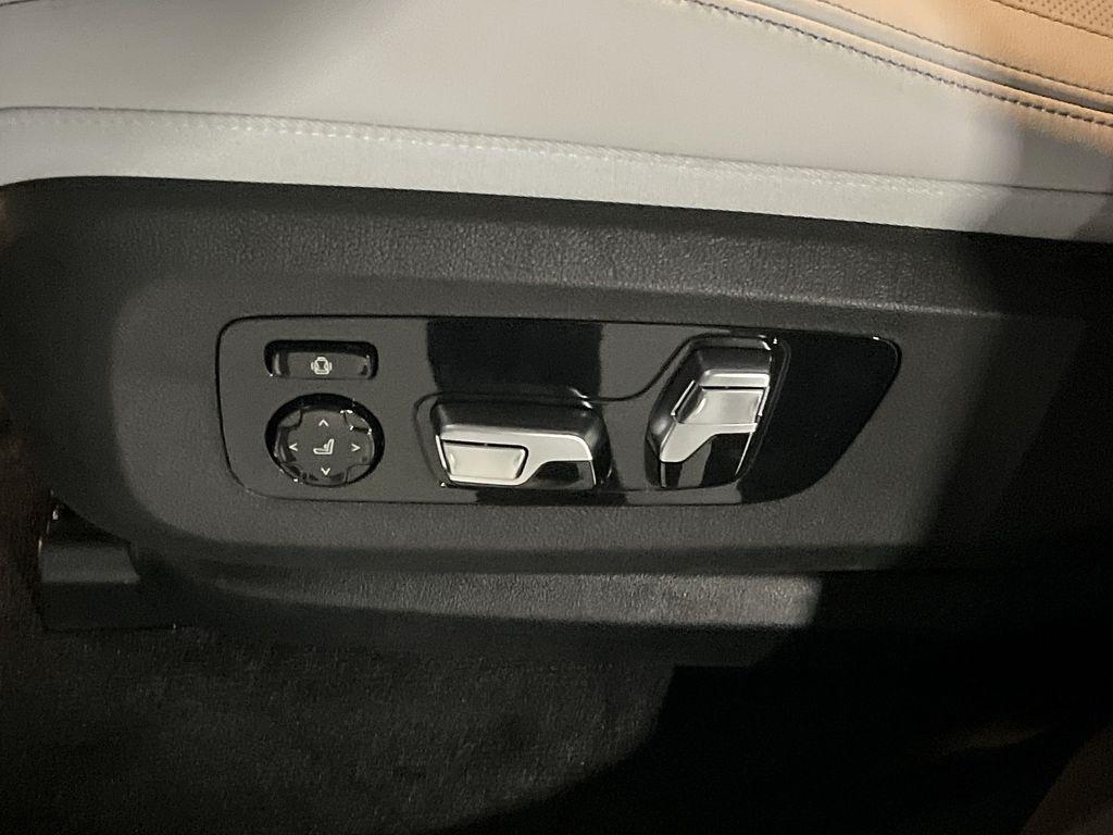 new 2026 BMW XM car, priced at $160,775