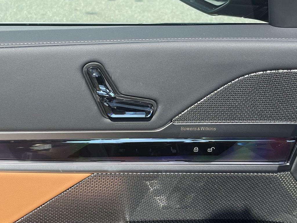 new 2025 BMW 740 car, priced at $105,625