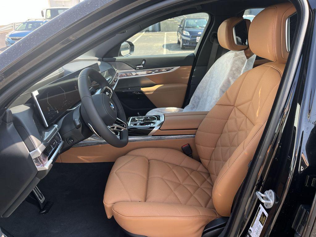 new 2025 BMW 740 car, priced at $105,625