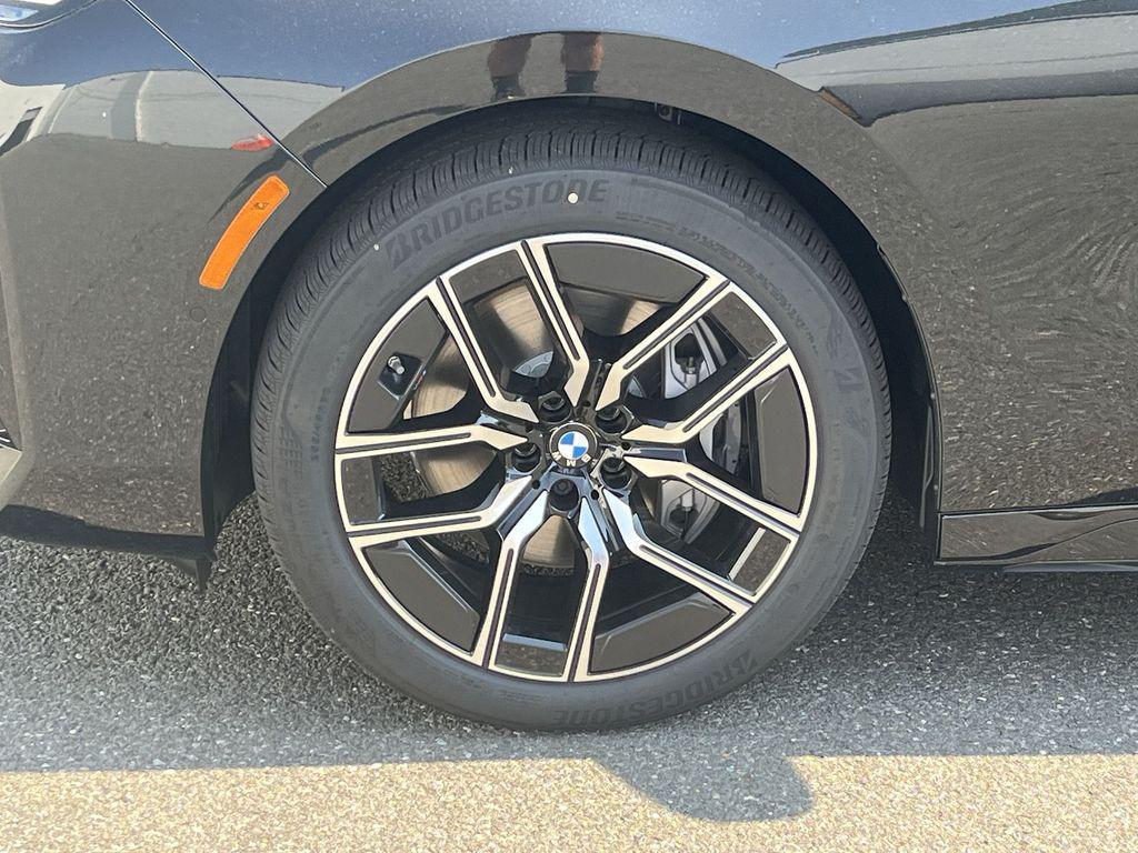 new 2025 BMW 740 car, priced at $105,625