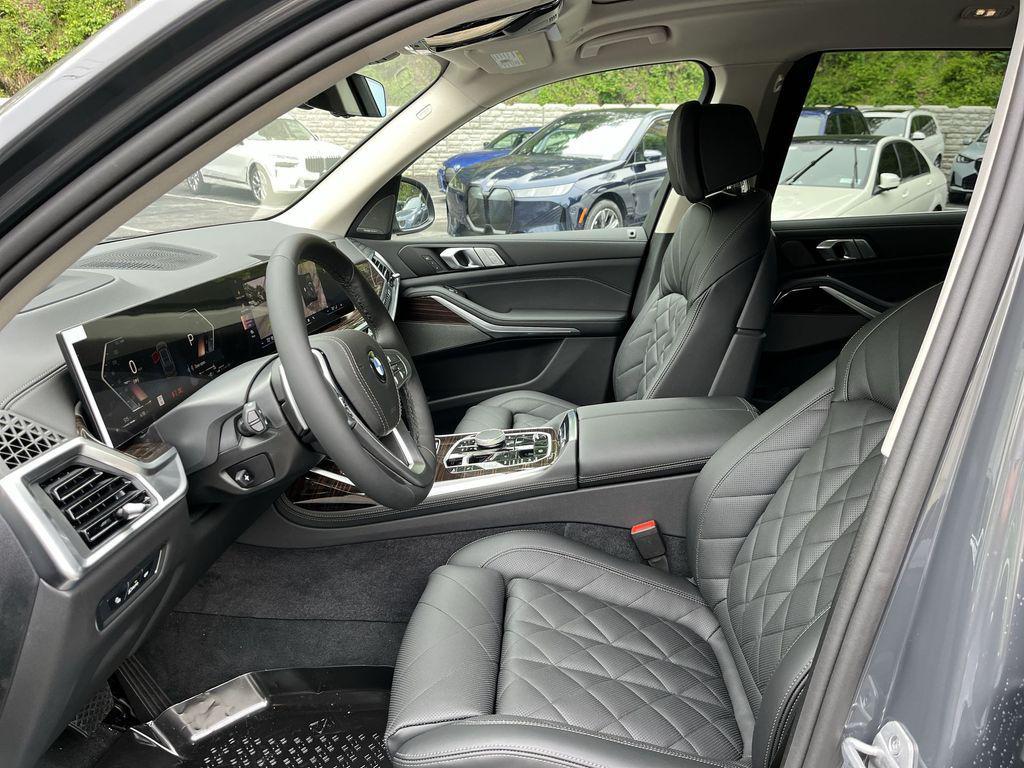 used 2026 BMW X7 car, priced at $92,080