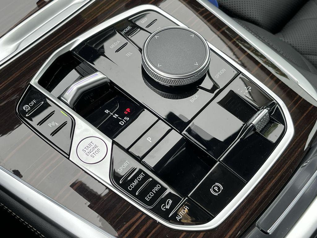 used 2026 BMW X7 car, priced at $92,080