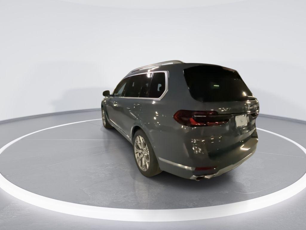 new 2026 BMW X7 car, priced at $93,625