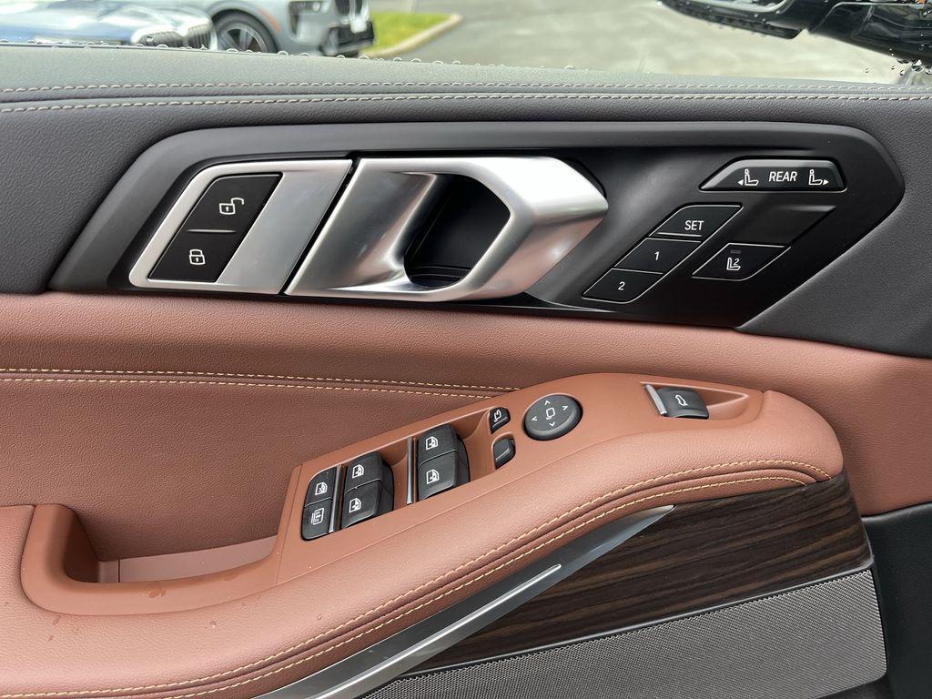 new 2026 BMW X7 car, priced at $96,930