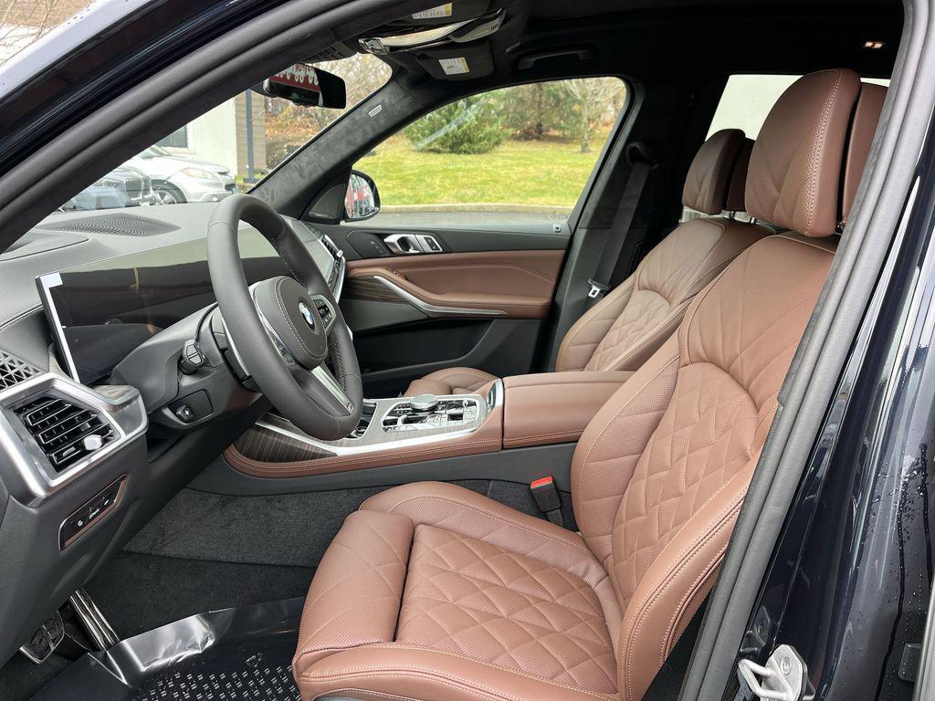 new 2026 BMW X7 car, priced at $96,930