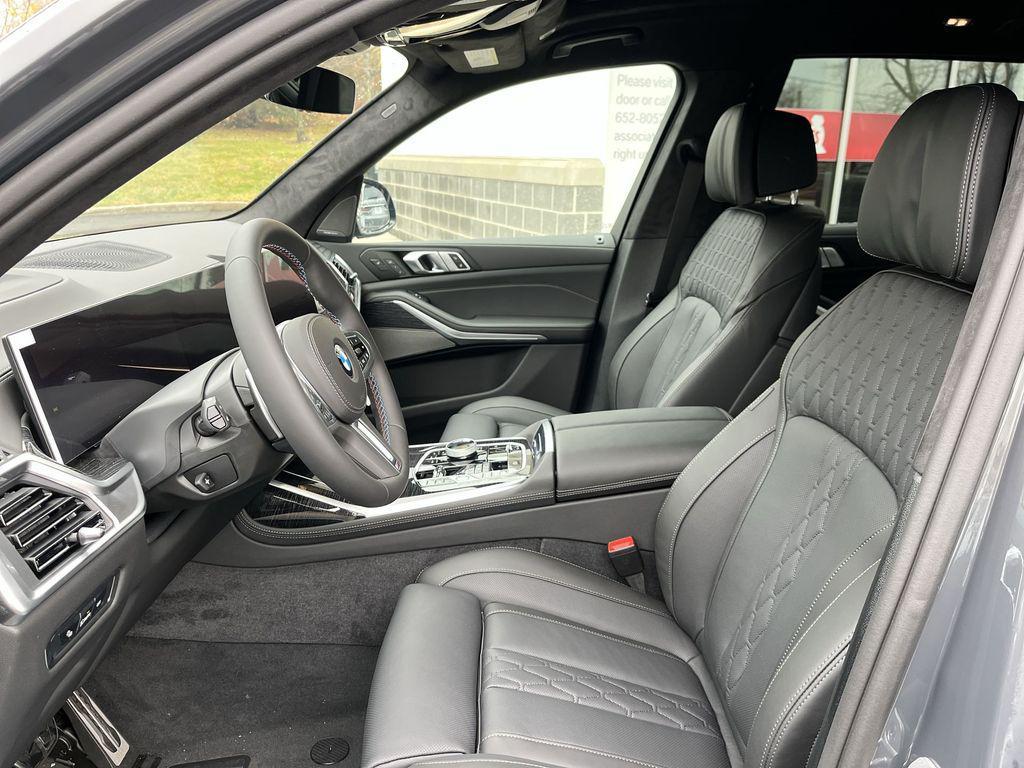 new 2026 BMW X7 car, priced at $124,230
