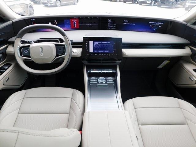 new 2025 Lincoln Nautilus car, priced at $61,390