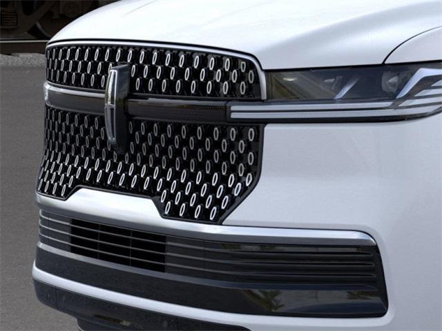 new 2025 Lincoln Navigator car, priced at $103,900