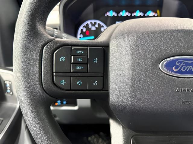 new 2025 Ford F-250 car, priced at $57,680