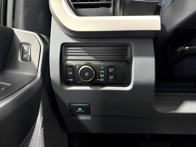 new 2025 Ford F-250 car, priced at $69,130
