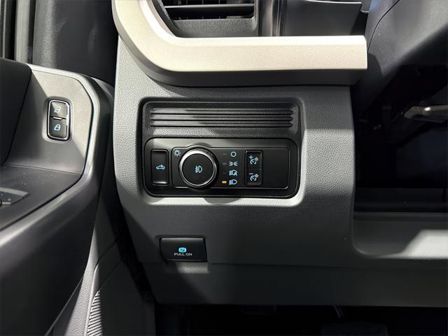 new 2025 Ford F-250 car, priced at $71,130