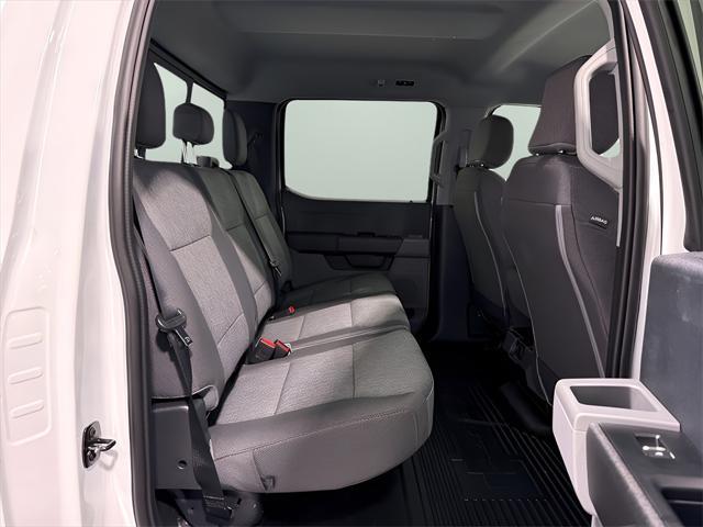 new 2025 Ford F-250 car, priced at $53,200