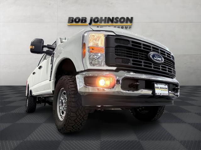 new 2025 Ford F-250 car, priced at $55,200