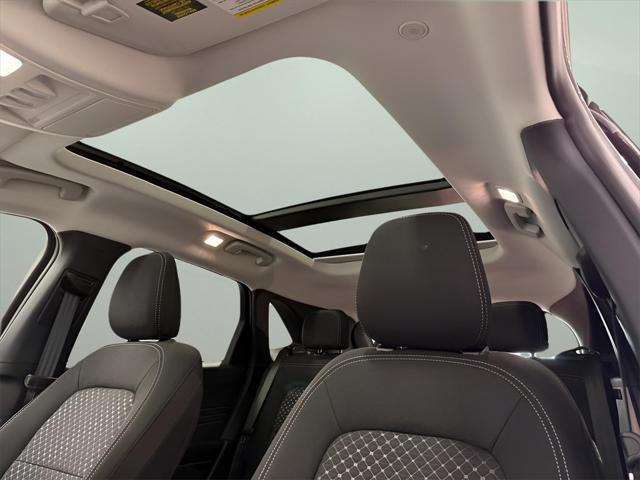 new 2025 Ford Escape car, priced at $30,260