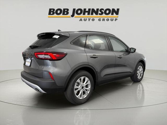 new 2025 Ford Escape car, priced at $30,260