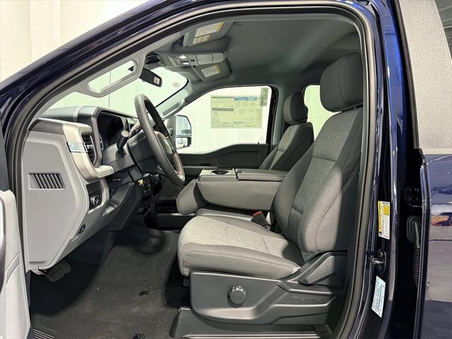 new 2025 Ford F-250 car, priced at $70,645