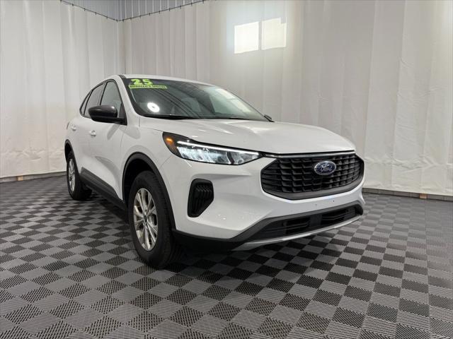 new 2025 Ford Escape car, priced at $26,800