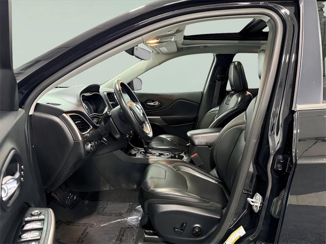used 2019 Jeep Cherokee car, priced at $16,937