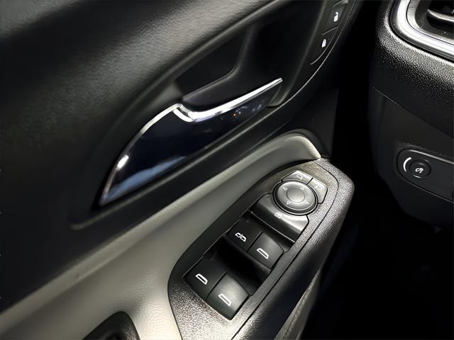 used 2023 Chevrolet Equinox car, priced at $17,190