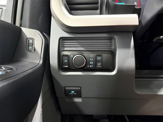new 2025 Ford F-250 car, priced at $47,490