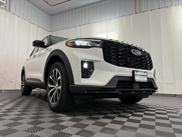 new 2025 Ford Explorer car, priced at $49,510