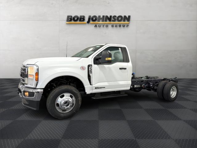 new 2025 Ford F-350 car, priced at $71,525