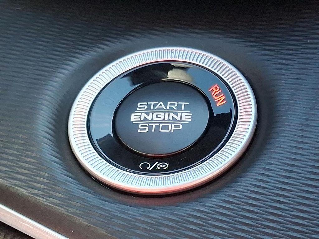 new 2025 Jeep Grand Cherokee L car, priced at $50,800