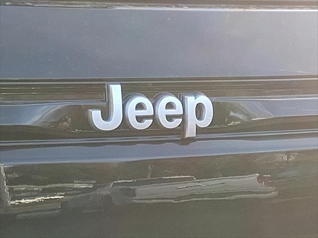 new 2025 Jeep Grand Cherokee car, priced at $44,170