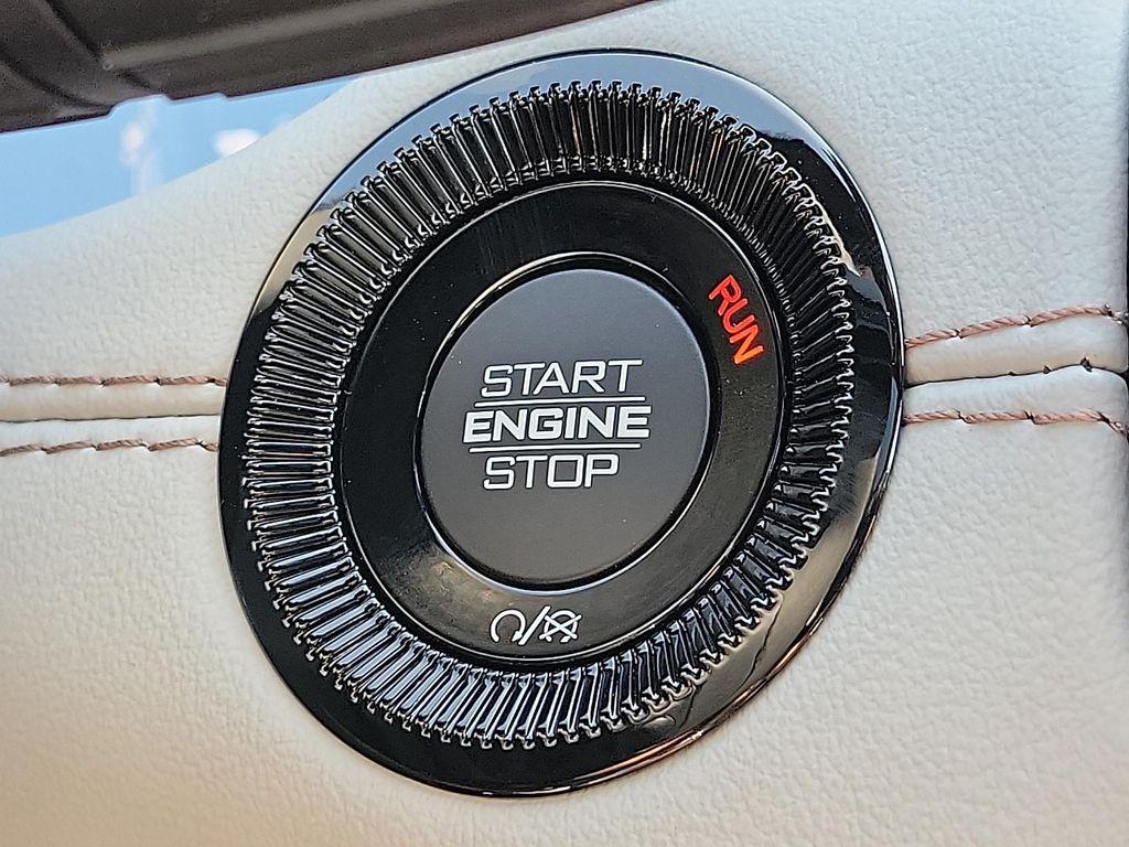 new 2025 Jeep Compass car, priced at $37,710