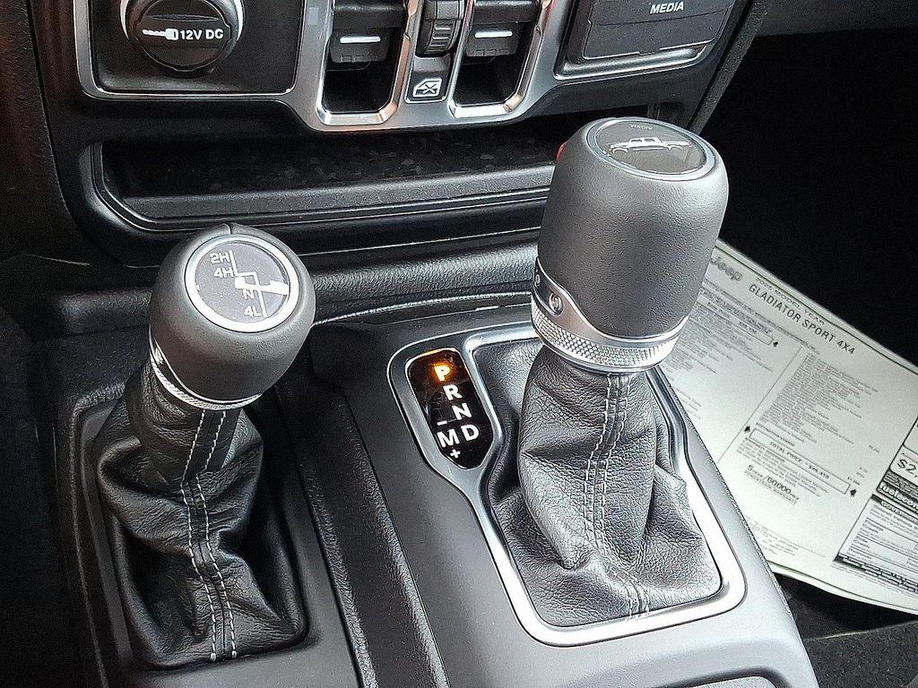 new 2025 Jeep Gladiator car, priced at $49,410