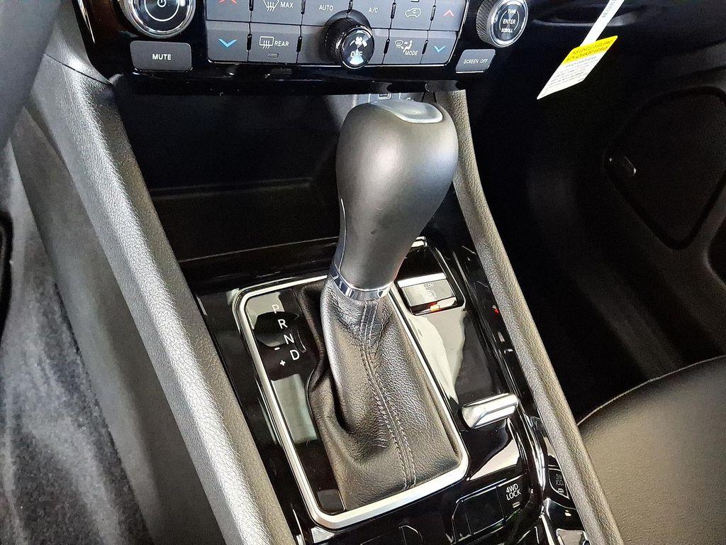 new 2025 Jeep Compass car, priced at $40,105