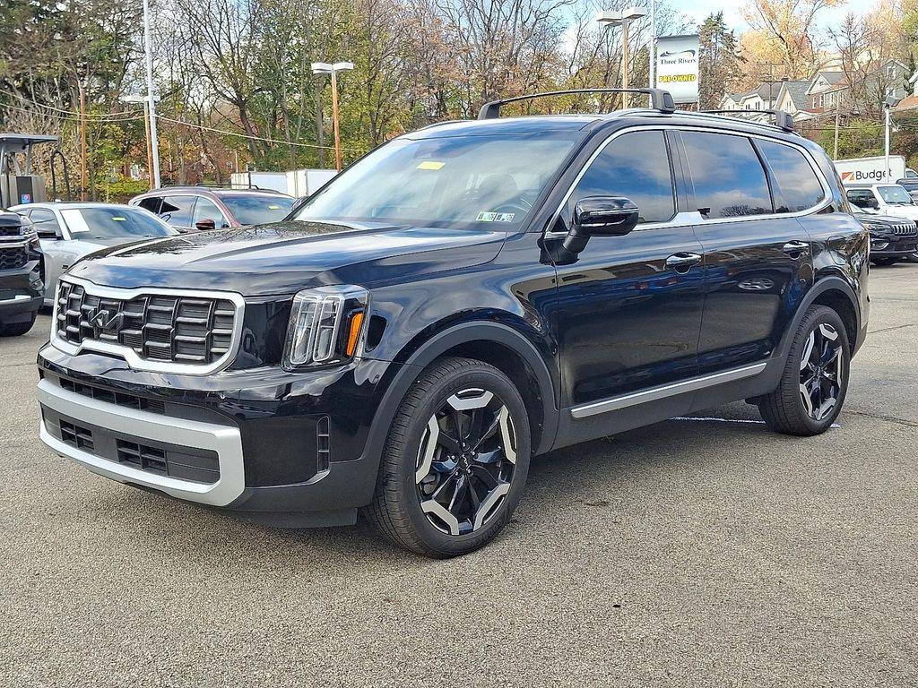 used 2024 Kia Telluride car, priced at $37,896
