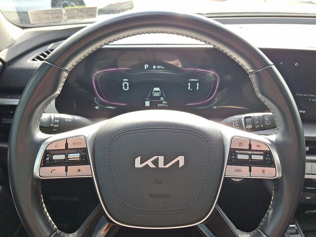 used 2024 Kia Telluride car, priced at $37,896