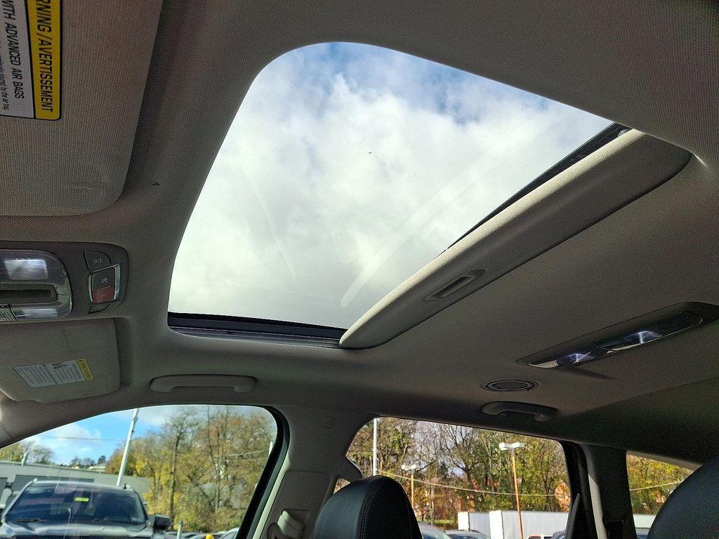 used 2024 Kia Telluride car, priced at $37,896