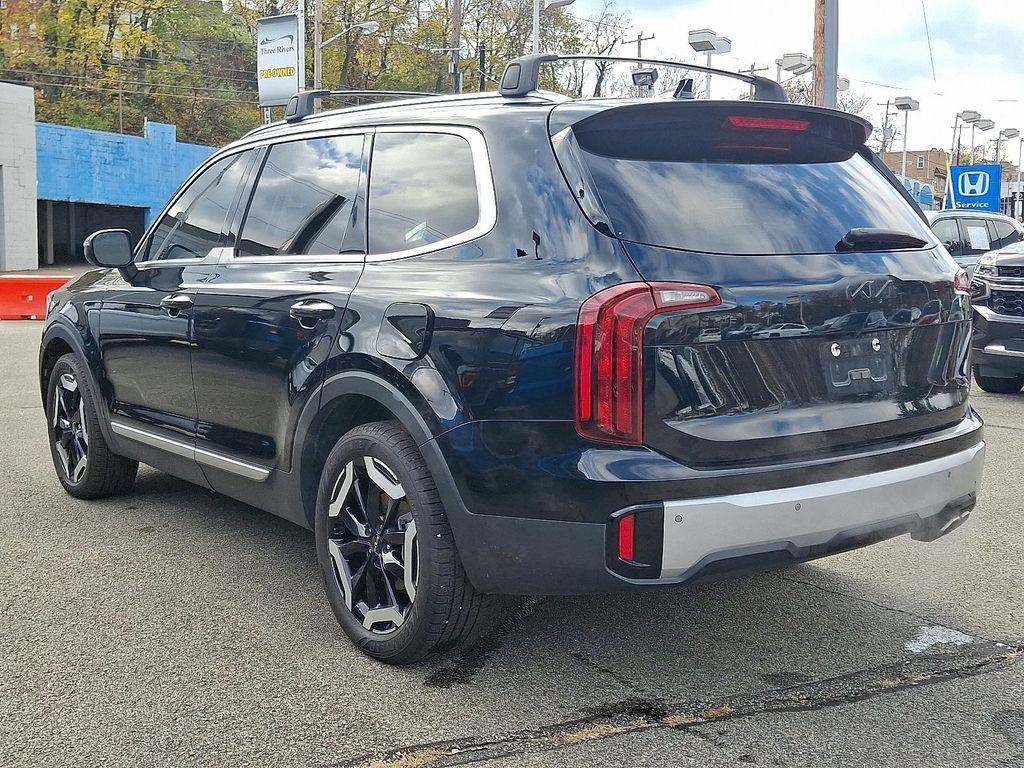 used 2024 Kia Telluride car, priced at $37,896
