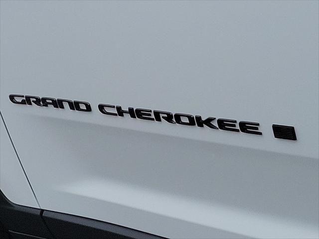 new 2025 Jeep Grand Cherokee car, priced at $46,135