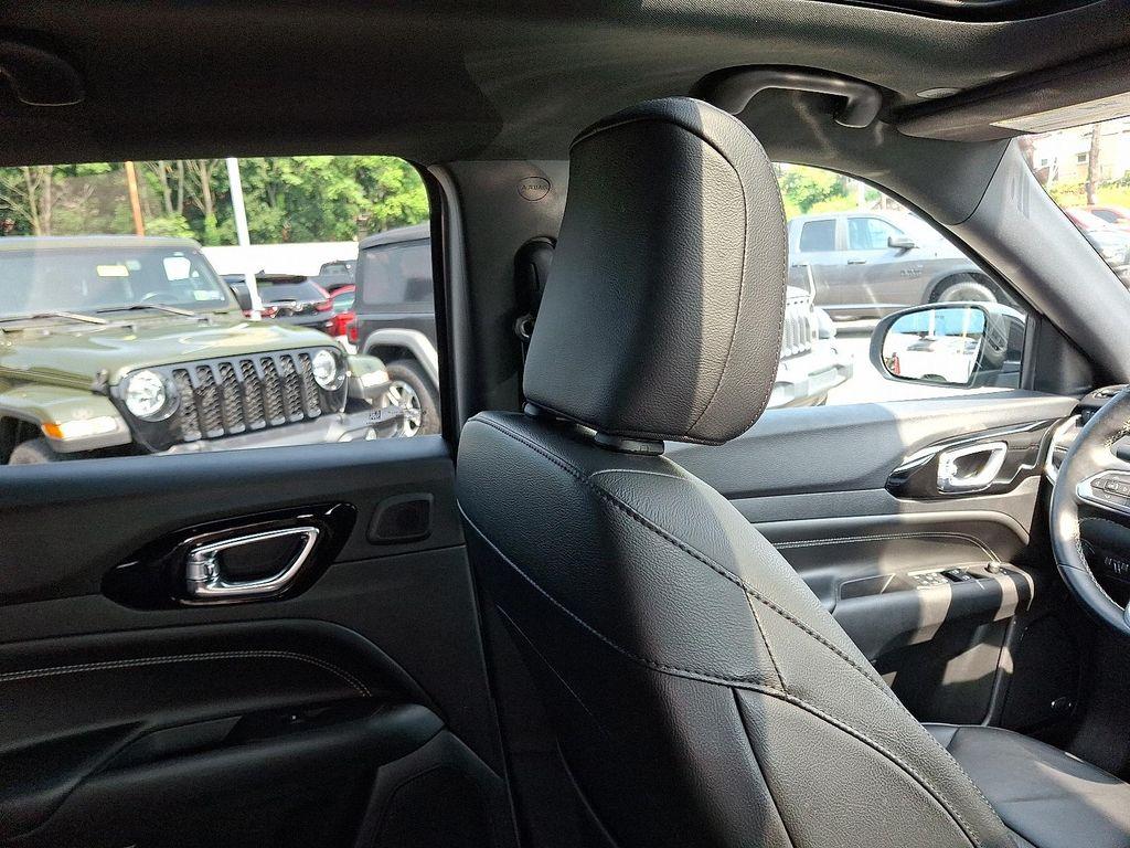 used 2022 Jeep Compass car, priced at $28,787