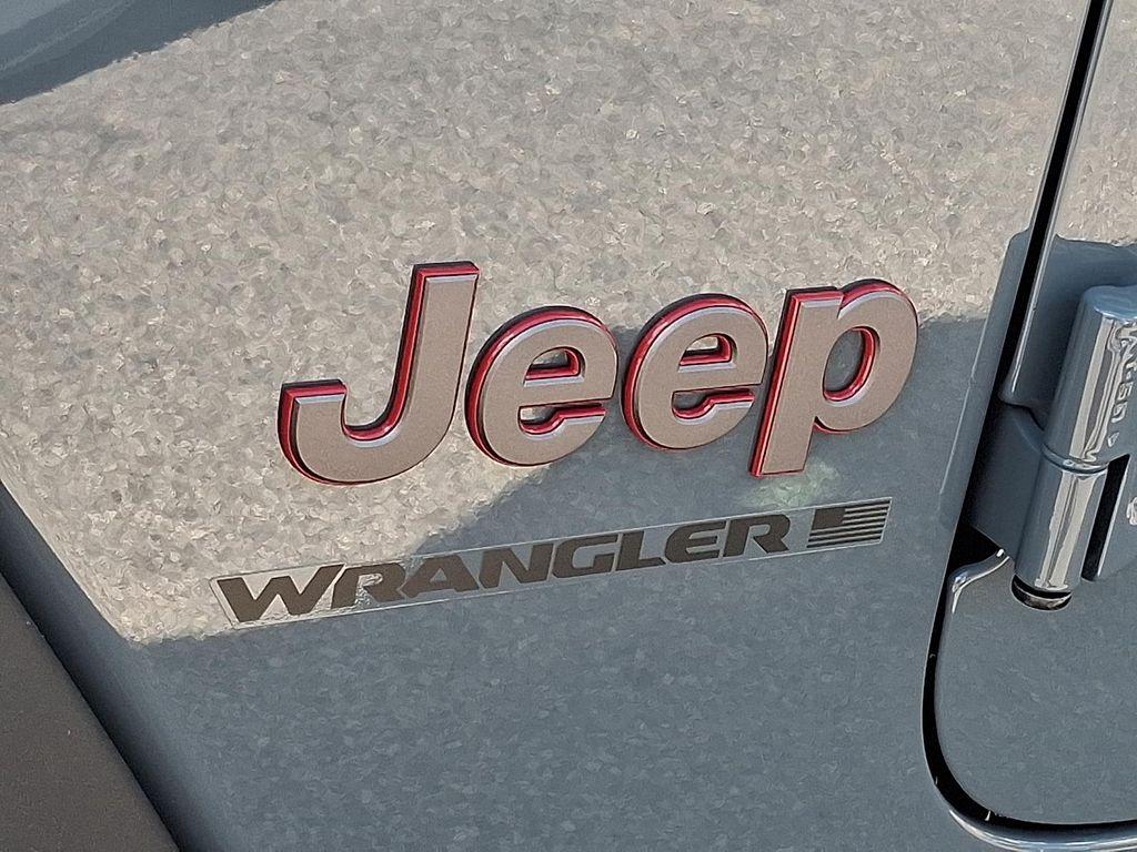 new 2025 Jeep Wrangler car, priced at $64,155