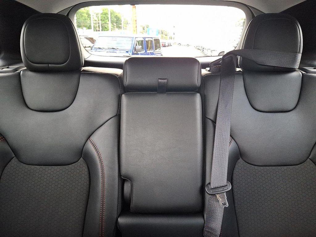 used 2022 Jeep Cherokee car, priced at $30,167