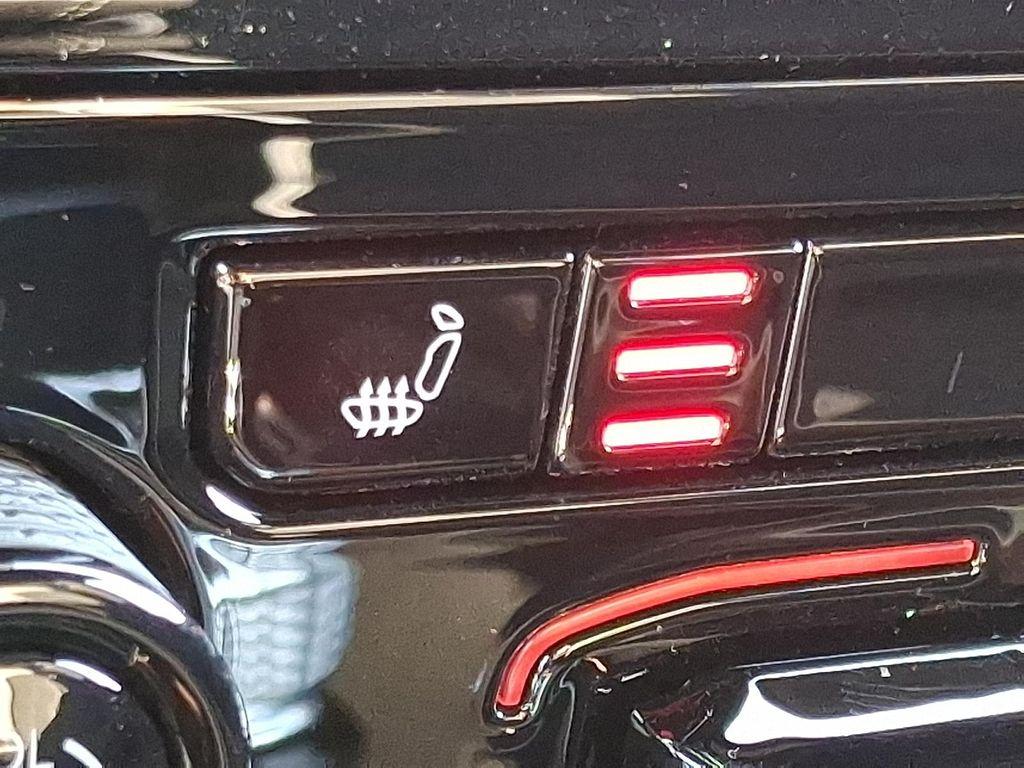 new 2025 Jeep Grand Cherokee car, priced at $46,560